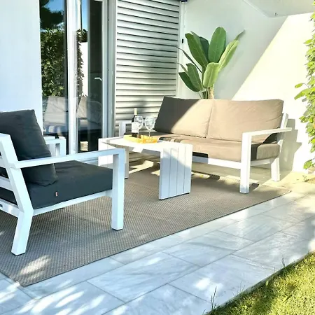 Off Line Aloha Gardens, Dragos, Puerto Banus 3 Bedroom * Marbella